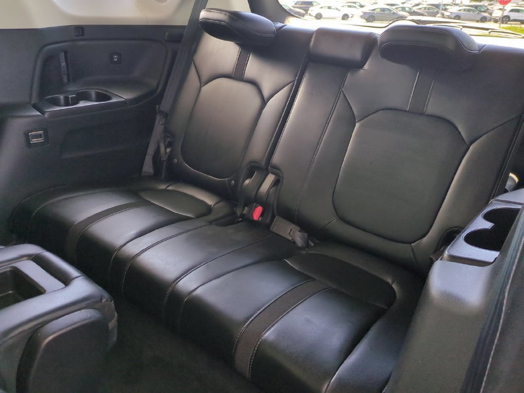 Used 2025 Honda Pilot Touring image 34
