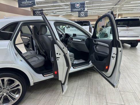 Used 2016 Audi Q3 2.0T Prestige w/ Prestige Package image 10