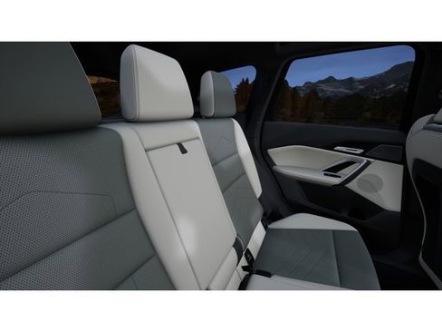 New 2026 BMW X1 xDrive28i w/ Technology Package image 12