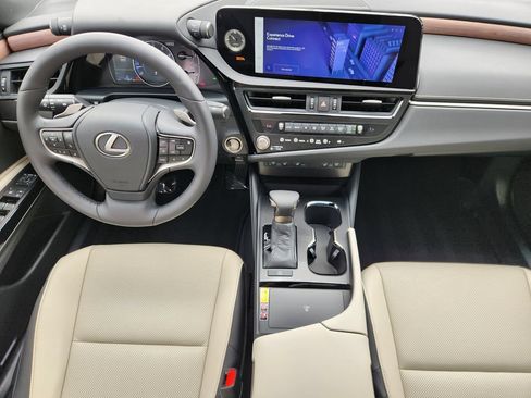 Used 2025 Lexus ES 350 w/ Premium Package FWD image 26