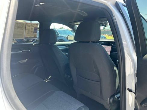 Used 2025 GMC Terrain Elevation AWD/4WD image 13