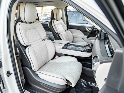 Used 2023 Lincoln Navigator L Black Label image 30
