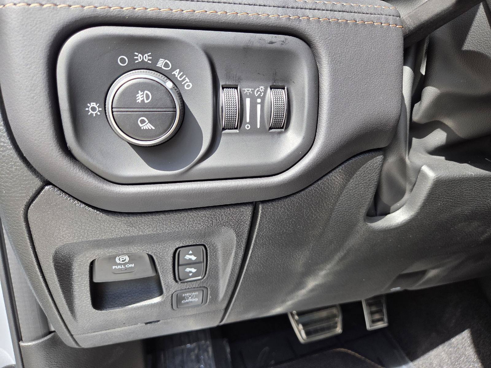 Used 2027 RAM 1500 Tungsten AWD/4WD image 24