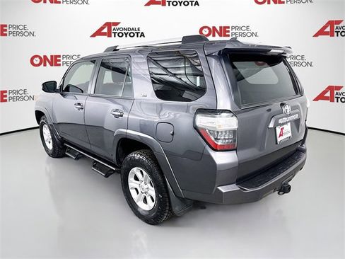 Certified 2022 Toyota 4Runner SR5 Premium image 5