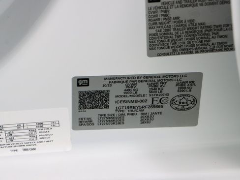 Used 2024 GMC Sierra 2500 Denali w/ Denali Reserve Package image 36