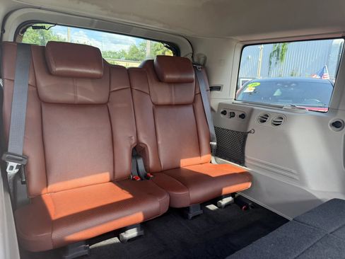 Used 2006 Jeep Commander Limited AWD/4WD image 14