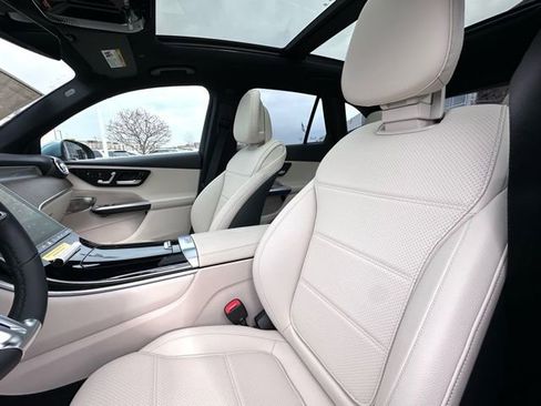 New 2026 Mercedes-Benz GLC 300 4MATIC image 19
