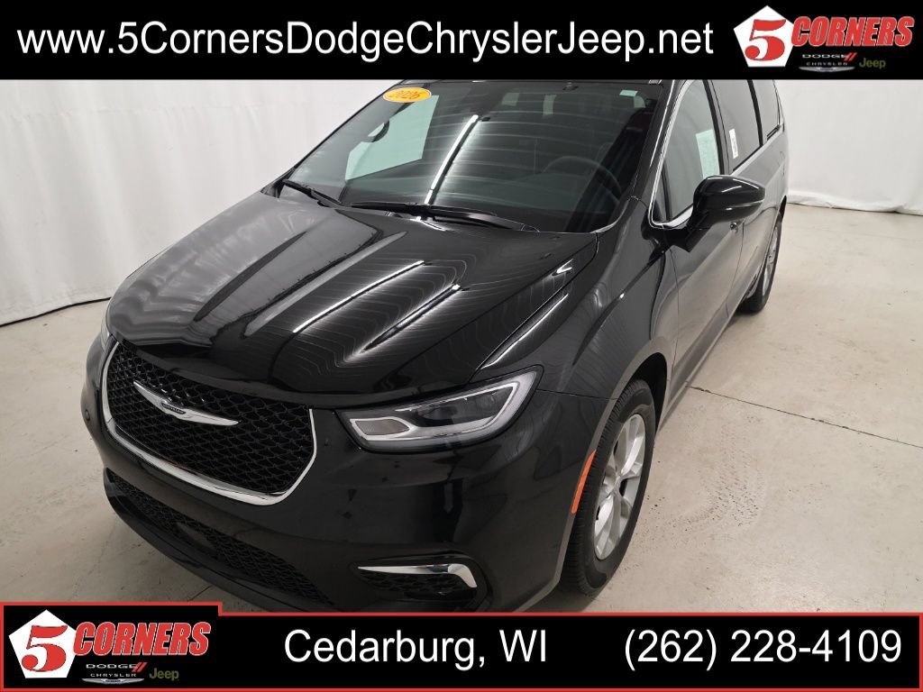 Used 2026 Chrysler Pacifica Limited AWD/4WD image 1