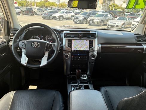 Used 2021 Toyota 4Runner Limited AWD/4WD image 28