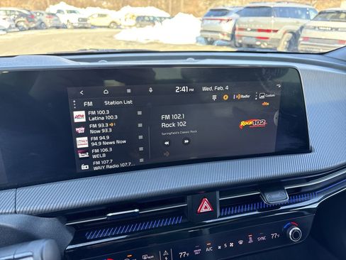 Used 2023 Kia EV6 GT-Line w/ GT-Line Suede Seat Package image 17