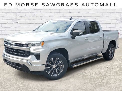 Certified 2022 Chevrolet Silverado 1500 LT w/ Leather Package image 1