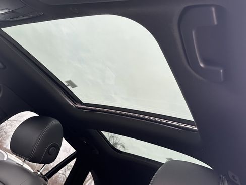 Used 2022 Mercedes-Benz GLC 300 4MATIC image 29