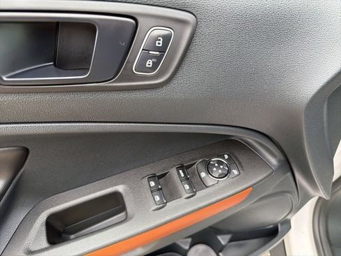 Used 2018 Ford EcoSport SES image 19