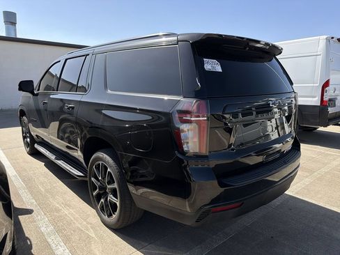 Used 2024 Chevrolet Suburban RST w/ Luxury Package RWD image 4