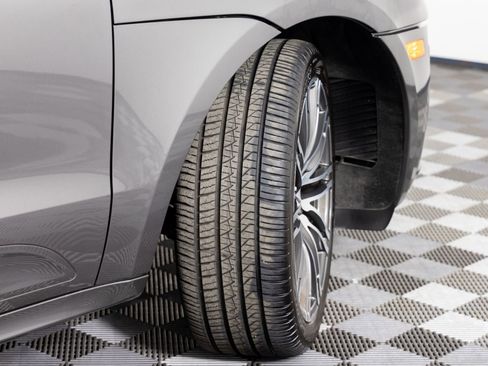 Used 2016 Porsche Macan Turbo image 43