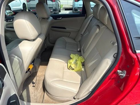 Used 2011 Chevrolet Impala LTZ FWD image 10
