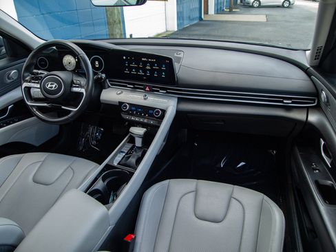 Used 2024 Hyundai Elantra Limited FWD image 28