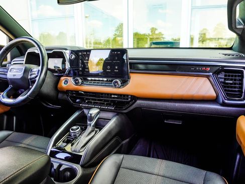 Used 2023 GMC Canyon AT4 w/ Canyon Safety Plus Package image 18