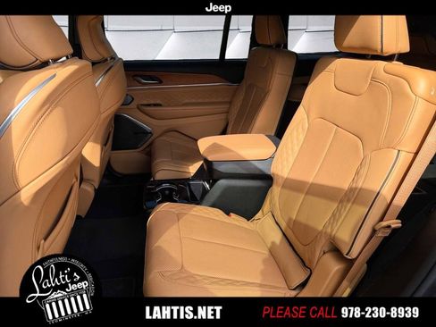 Used 2023 Jeep Grand Cherokee L Summit image 11
