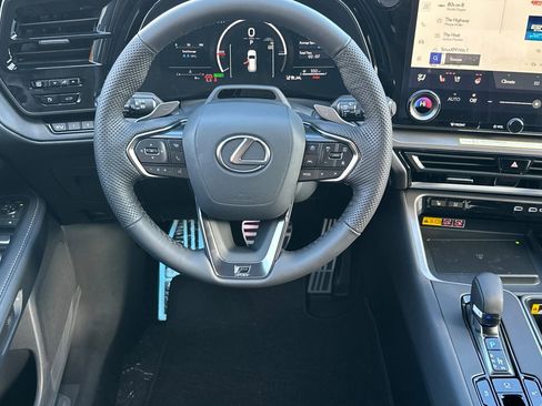 New 2026 Lexus TX 500h AWD image 11