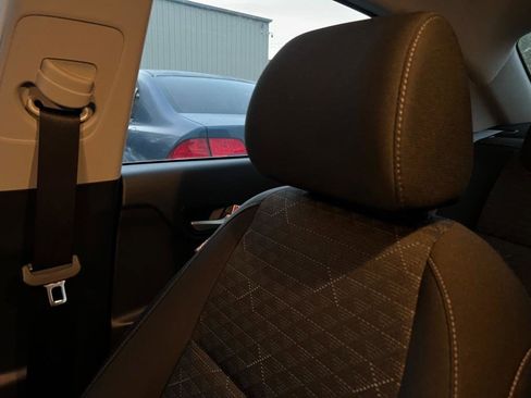 Used 2022 Kia Rio LX image 30