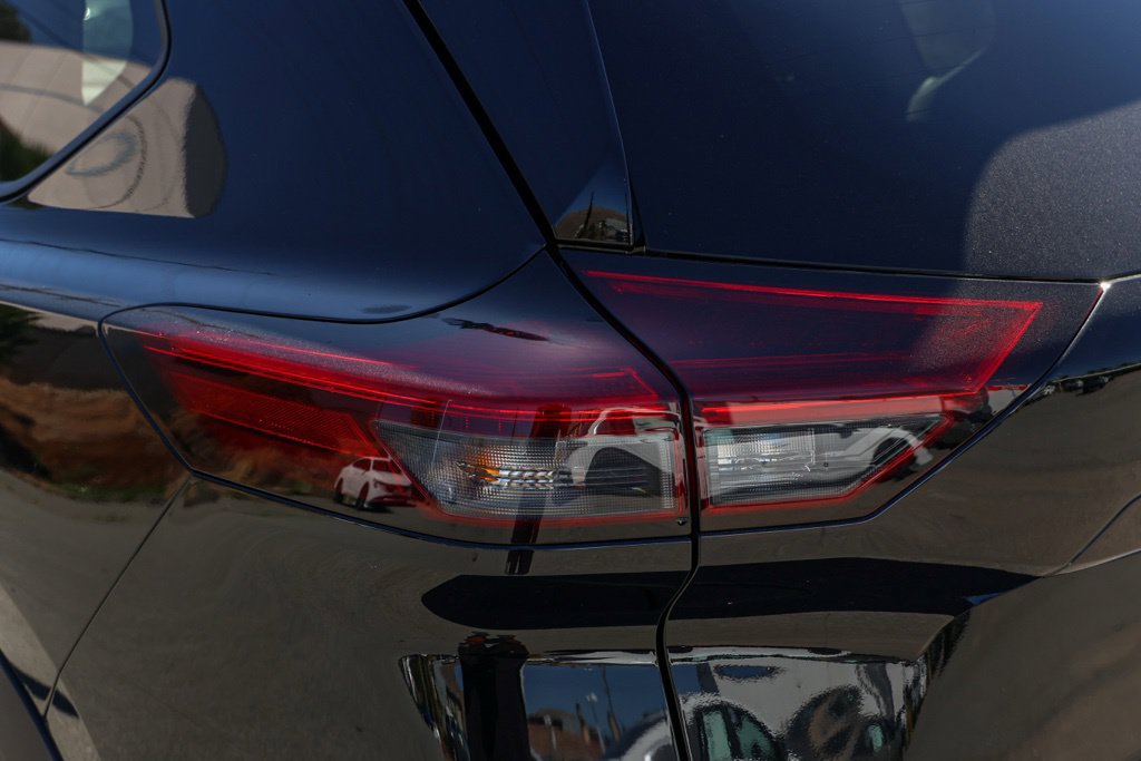 Used 2023 Nissan Rogue SV FWD image 8