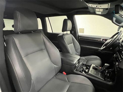 Certified 2023 Lexus GX 460 Premium w/ Premium Package image 11