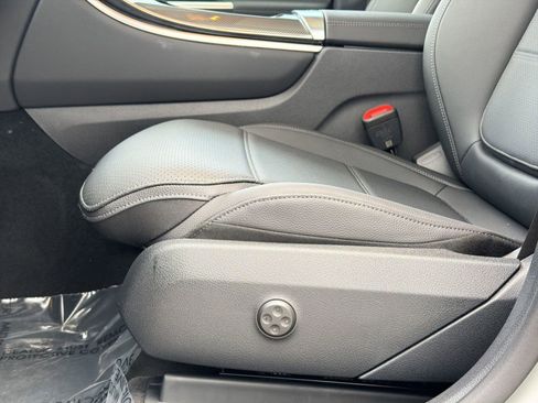 New 2026 Mercedes-Benz GLC 300 4MATIC image 14