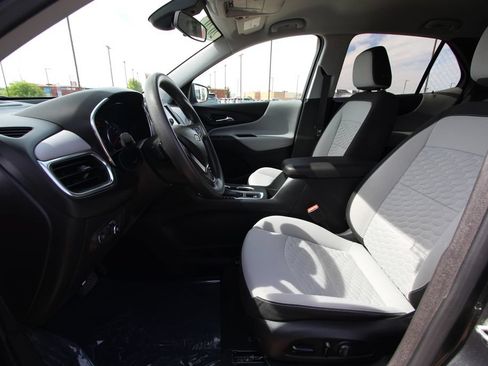 Used 2020 Chevrolet Equinox LT FWD image 6