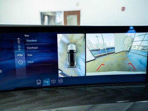 Used 2025 Cadillac Escalade IQ Luxury 2 image 52