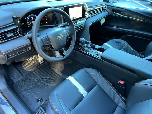New 2026 Toyota Camry SE w/ Convenience Package image 10