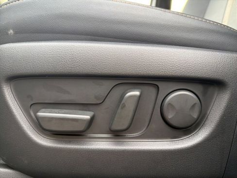 Used 2025 MAZDA CX-70 3.3 Turbo S w/ Premium Package image 10