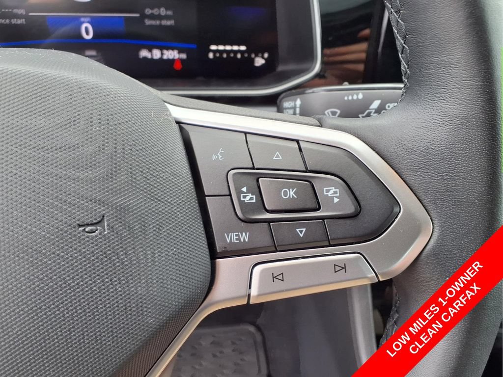 Used 2025 Volkswagen Jetta SE w/ Sunroof Package FWD image 20