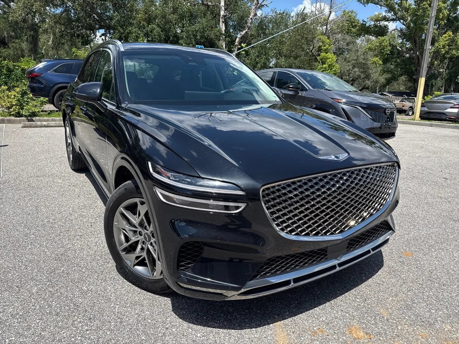 Used 2025 Genesis GV70 2.5T AWD/4WD image 4