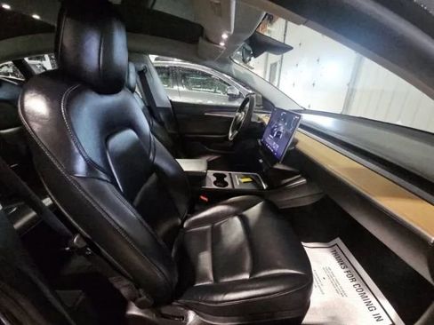 Used 2022 Tesla Model 3 Long Range AWD/4WD image 5