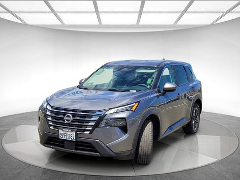 Used 2024 Nissan Rogue SV FWD image 7
