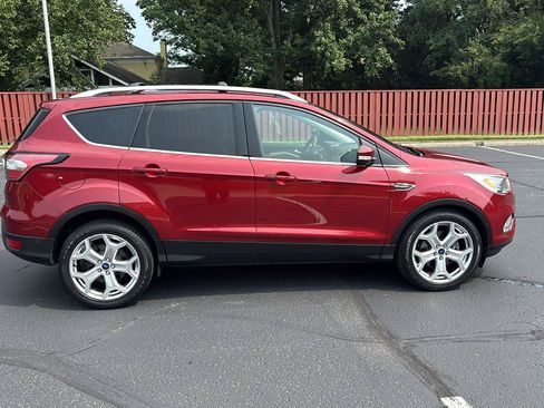Used 2017 Ford Escape Titanium w/ Equipment Group 301A FWD image 8