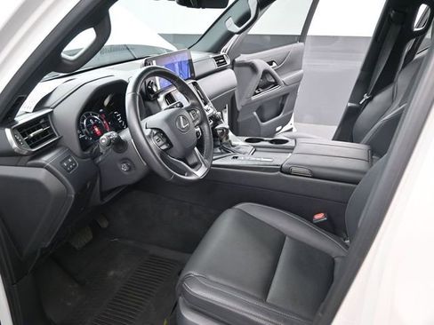 Used 2023 Lexus LX 600 4WD w/ Interior Upgrade Package image 7
