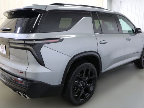 Used 2024 Chevrolet Traverse RS w/ LPO, Floor Liner Package image 17