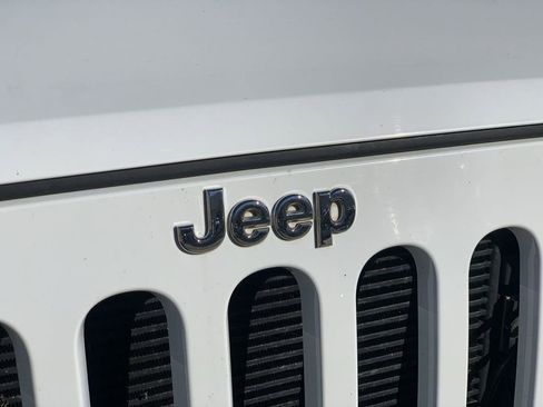 Used 2018 Jeep Wrangler Unlimited Sport S image 30