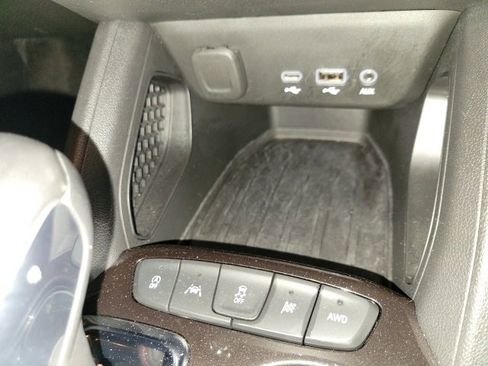 Used 2023 Chevrolet TrailBlazer RS image 30