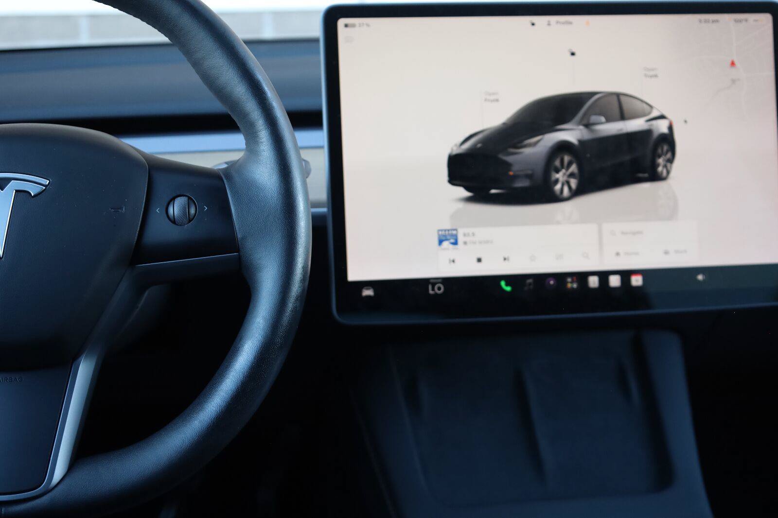 Used 2023 Tesla Model Y Long Range AWD/4WD image 33