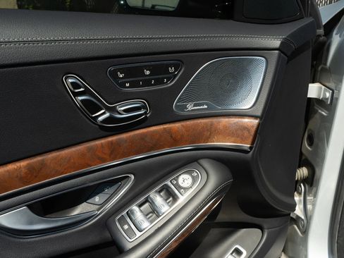 Used 2014 Mercedes-Benz S 63 AMG 4MATIC Sedan image 40
