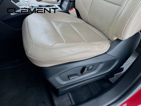 Certified 2023 Ford Explorer Limited w/ Hybrid Equipment Group 310A AWD/4WD image 29