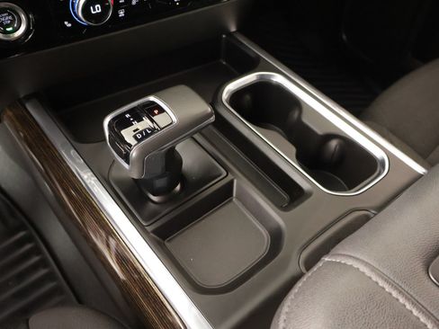 Used 2022 GMC Sierra 1500 Elevation AWD/4WD image 8