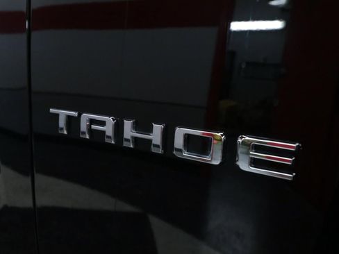 Used 2023 Chevrolet Tahoe High Country w/ Premium Package 2 image 41