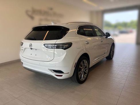 Used 2021 Buick Envision Avenir w/ Technology Package II FWD image 2