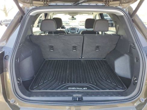 Used 2023 Chevrolet Equinox LT image 29