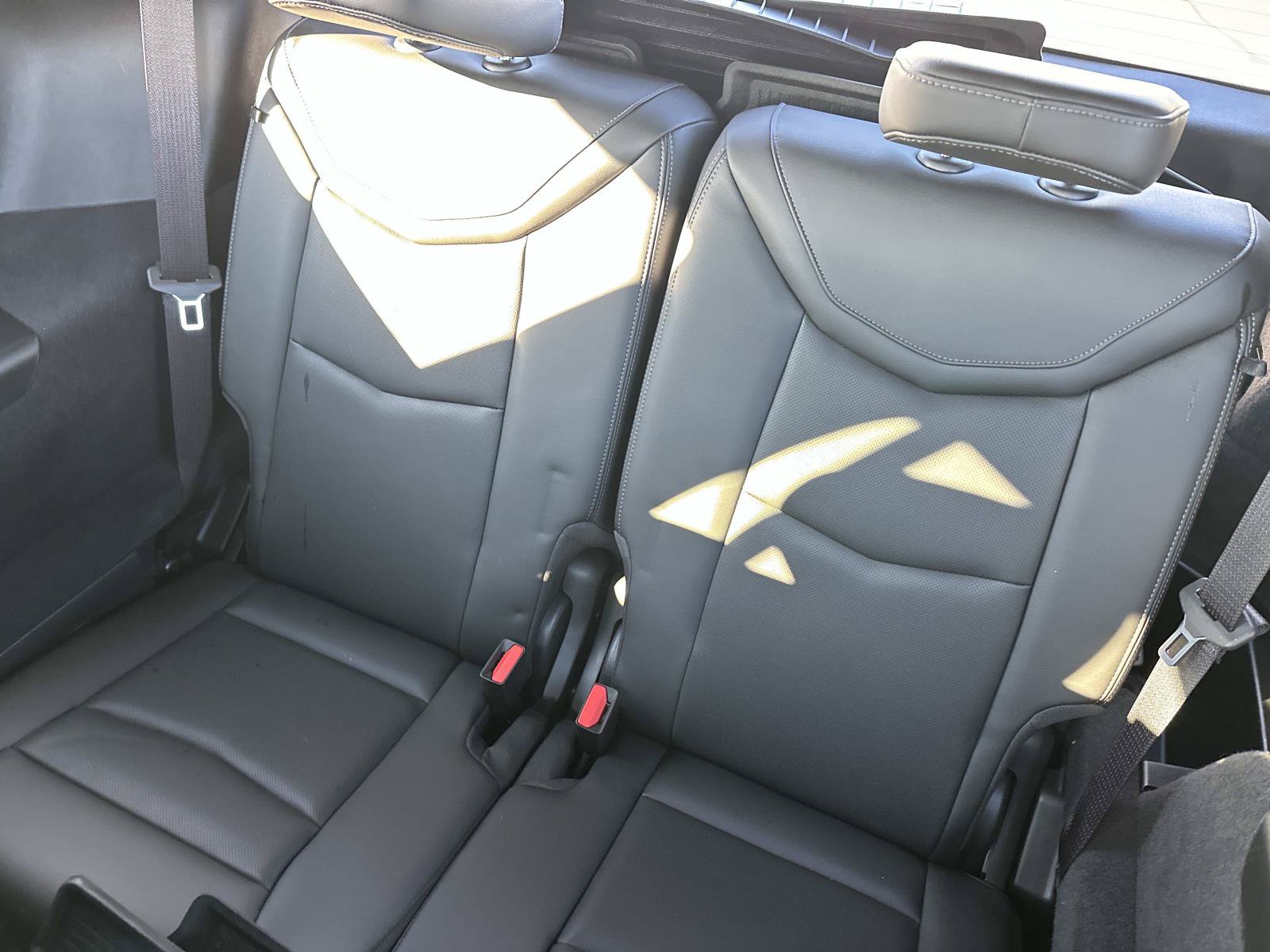 Certified 2025 Cadillac XT6 Sport w/ LPO, Floor Liner Package AWD/4WD image 12