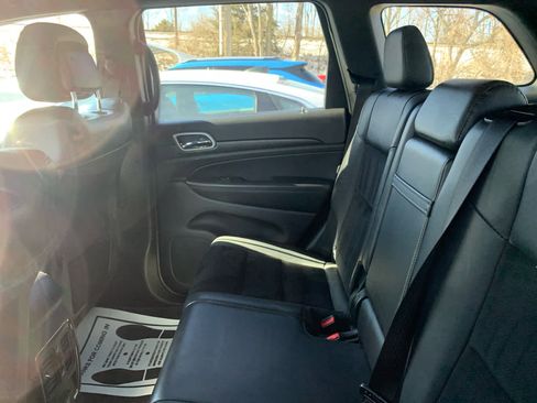 Used 2018 Jeep Grand Cherokee Altitude image 13